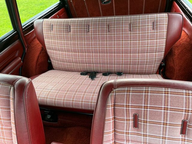 1977 Jeep Wagoneer Rare 1-Owner 401 with Great Factory Options 4x4 Waggy - 22963970 - 18