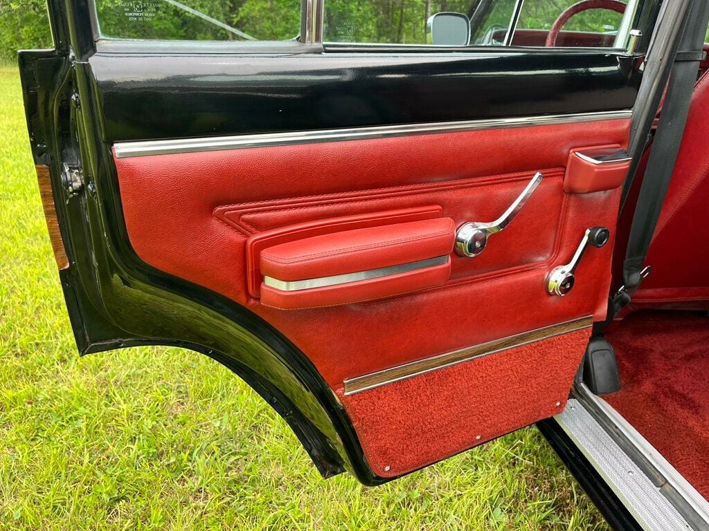 1977 Jeep Wagoneer Rare 1-Owner 401 with Great Factory Options 4x4 Waggy - 22963970 - 28