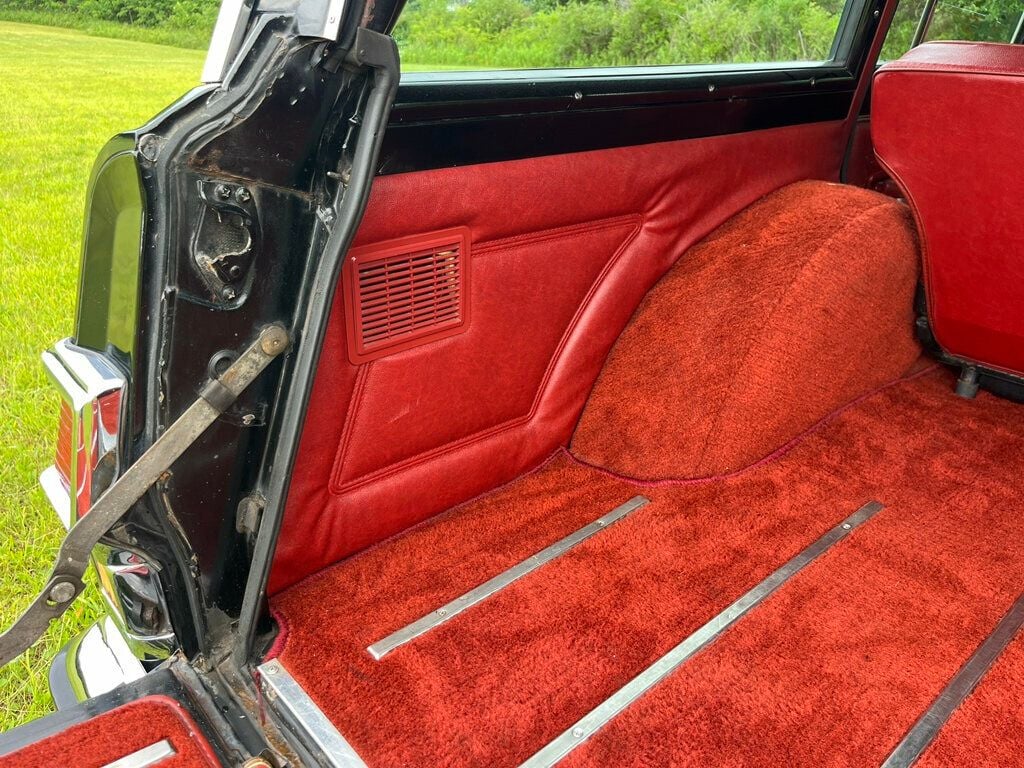 1977 Jeep Wagoneer Rare 1-Owner 401 with Great Factory Options 4x4 Waggy - 22963970 - 36