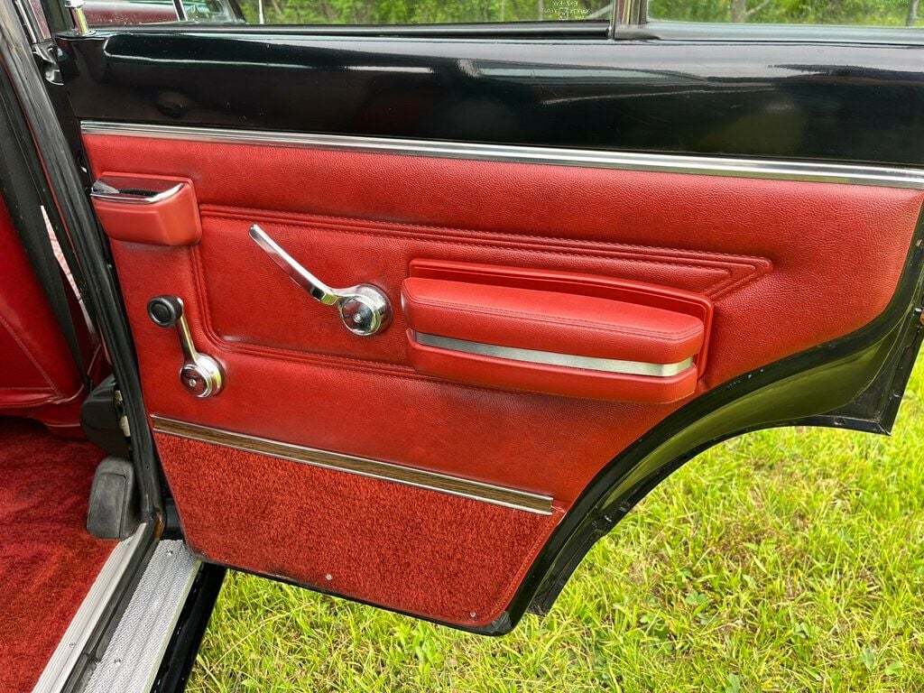 1977 Jeep Wagoneer Rare 1-Owner 401 with Great Factory Options 4x4 Waggy - 22963970 - 41