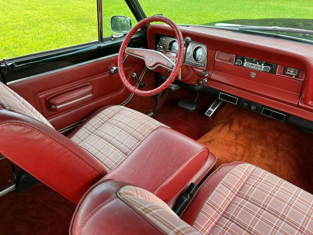 1977 Jeep Wagoneer Rare 1-Owner 401 with Great Factory Options 4x4 Waggy - 22963970 - 43