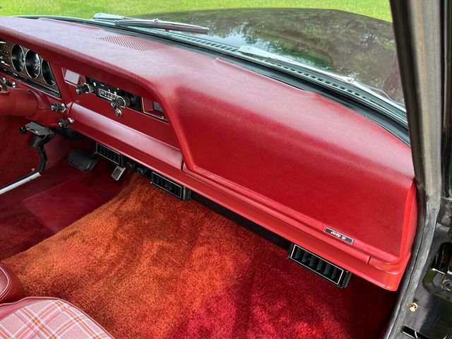 1977 Jeep Wagoneer Rare 1-Owner 401 with Great Factory Options 4x4 Waggy - 22963970 - 54