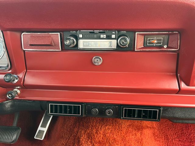 1977 Jeep Wagoneer Rare 1-Owner 401 with Great Factory Options 4x4 Waggy - 22963970 - 56
