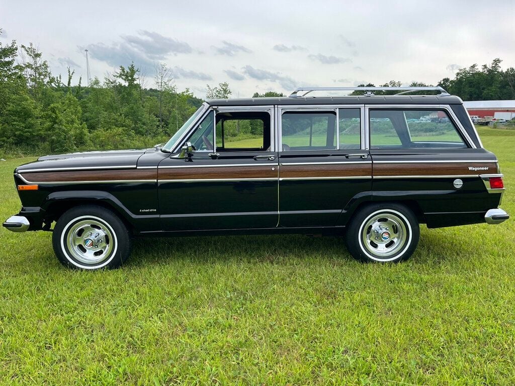 1977 Jeep Wagoneer Rare 1-Owner 401 with Great Factory Options 4x4 Waggy - 22963970 - 5
