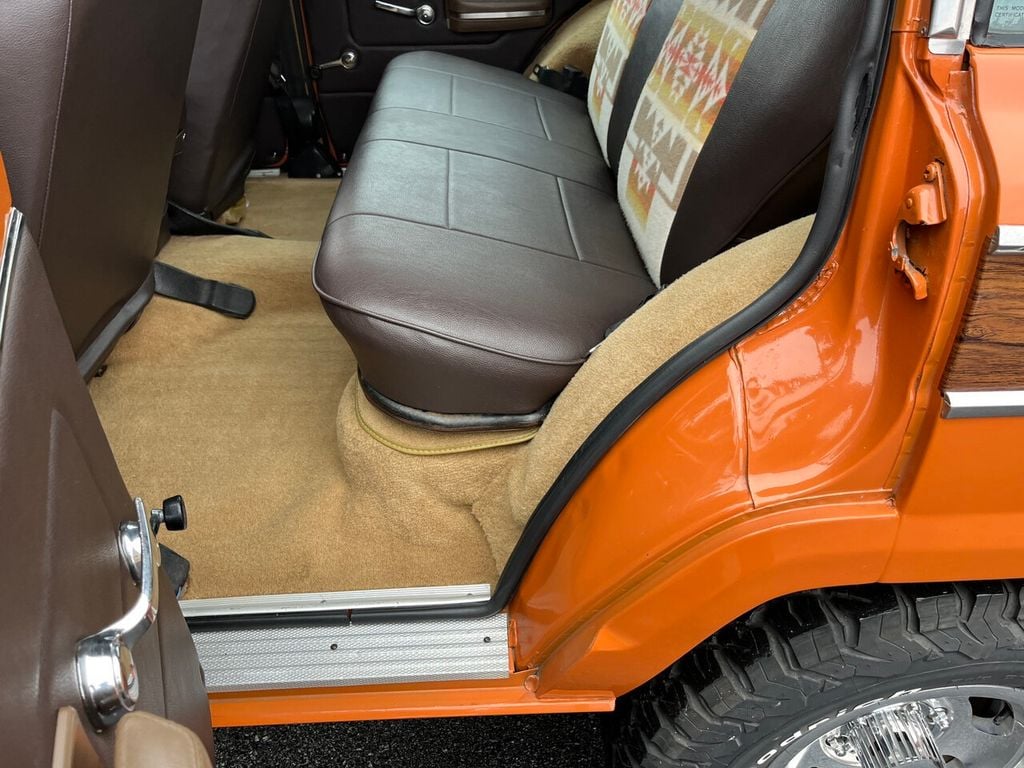 1977 Jeep Wagoneer Restored Tawney Orange 401 Waggy - 22269325 - 49