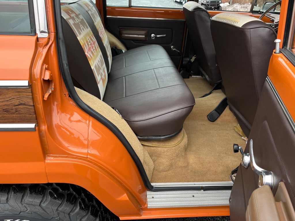 1977 Jeep Wagoneer Restored Tawney Orange 401 Waggy - 22269325 - 53