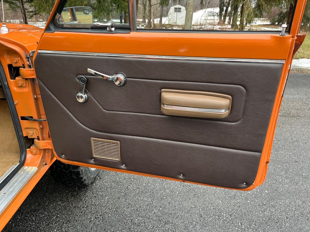 1977 Jeep Wagoneer Restored Tawney Orange 401 Waggy - 22269325 - 60