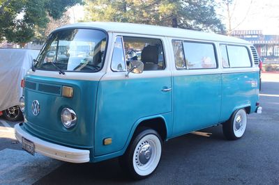1977 Volkswagen Bus