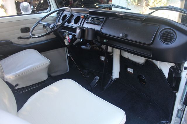 1977 Volkswagen Bus  - 23025063 - 5