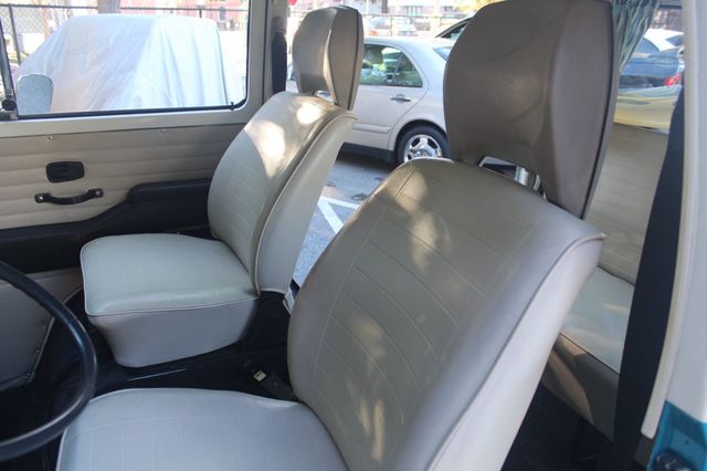 1977 Volkswagen Bus  - 23025063 - 8