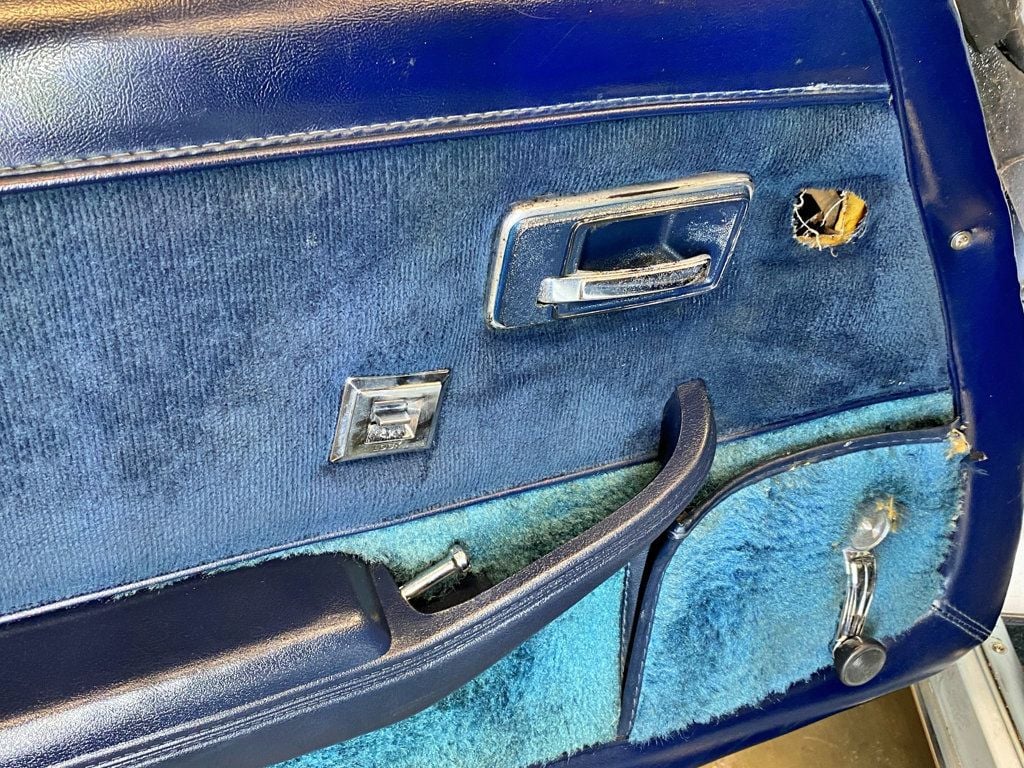 1978 Chevrolet Corvette Corvette CV Base - 23008326 - 22