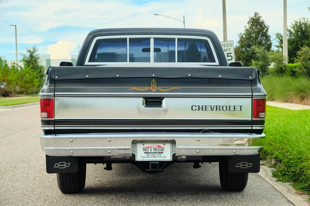 1978 Chevrolet Silverado C10 Only 35,200 Original Miles, Cold AC Original Paint Survivor Show Truck - 21609219 - 3