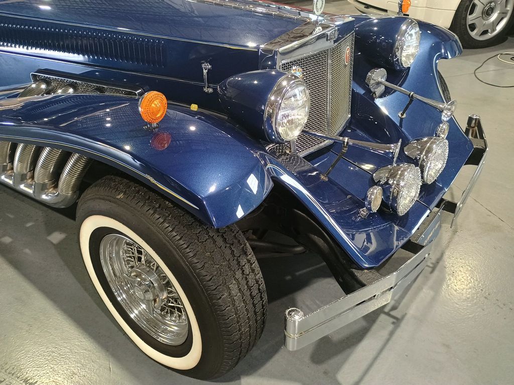 1978 Clenet Series 1 Roadster 51/250 - 23036173 - 14