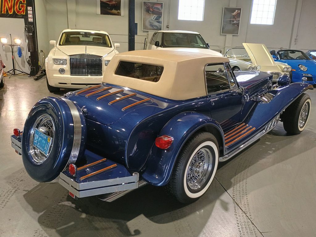 1978 Clenet Series 1 Roadster 51/250 - 23036173 - 7