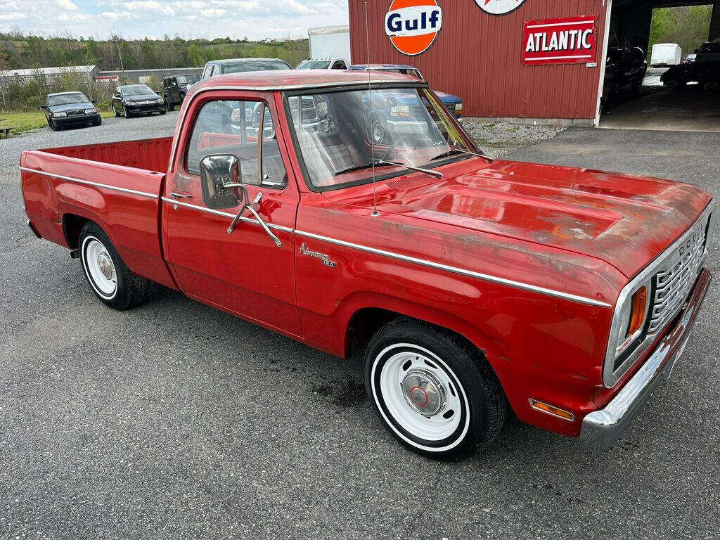 1978 Dodge D100 Rare Piece of Mopar History 1-Year Only Diesel 4-speed manual - 23022481 - 1