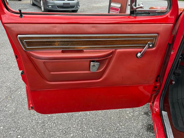 1978 Dodge D100 Rare Piece of Mopar History 1-Year Only Diesel 4-speed manual - 23022481 - 24