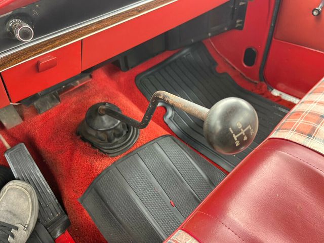 1978 Dodge D100 Rare Piece of Mopar History 1-Year Only Diesel 4-speed manual - 23022481 - 33