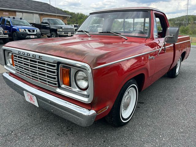 1978 Dodge D100 Rare Piece of Mopar History 1-Year Only Diesel 4-speed manual - 23022481 - 7