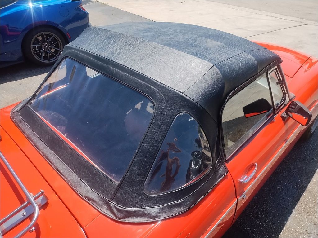 1978 MG MGB 2dr Convertible Stickshift Roadster - 22882140 - 11