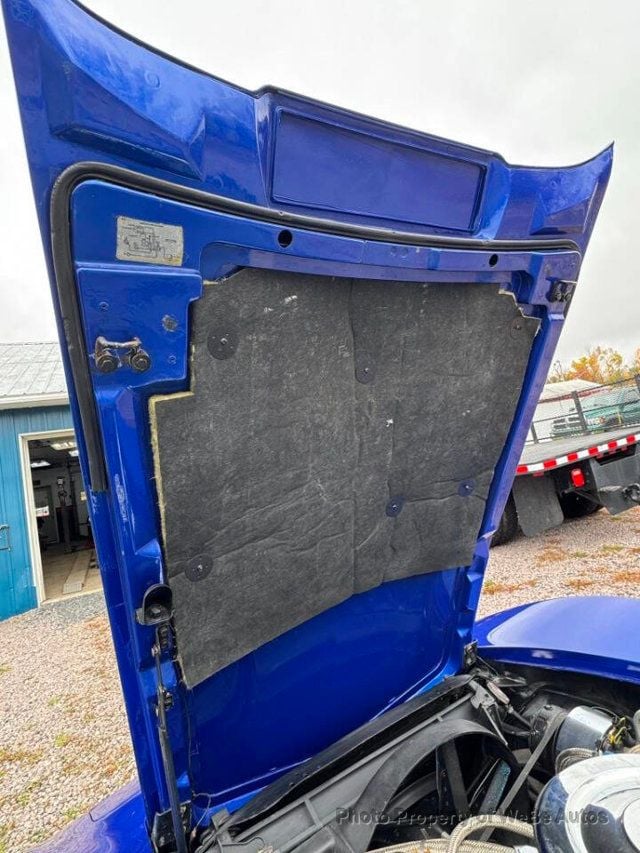 1979 Chevrolet Corvette L82 with both T-Tops, solid and mirrored glass - 22934569 - 18