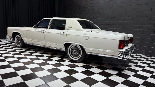 1979 Lincoln Continental COLLECTOR SERIES FROM THE PEOTONE COLLECTION! - 22934585 - 13