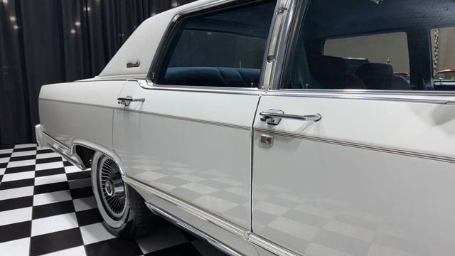 1979 Lincoln Continental COLLECTOR SERIES FROM THE PEOTONE COLLECTION! - 22934585 - 26