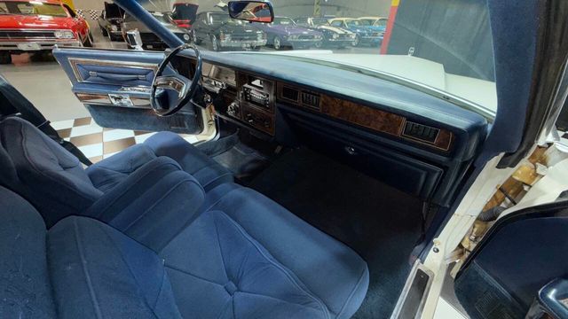 1979 Lincoln Continental COLLECTOR SERIES FROM THE PEOTONE COLLECTION! - 22934585 - 63