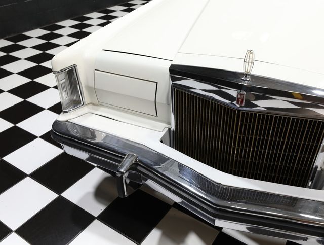1979 Lincoln Continental ONLY 15K ORIGINAL MILES - 23056663 - 12