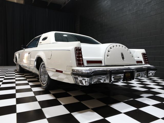 1979 Lincoln Continental ONLY 15K ORIGINAL MILES - 23056663 - 25