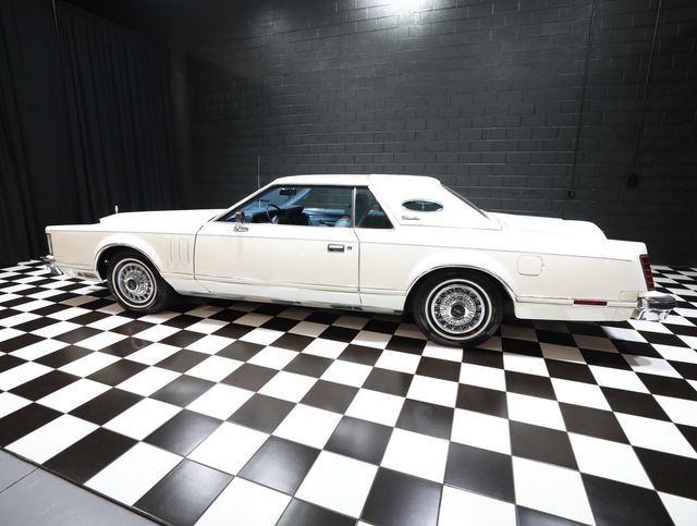 1979 Lincoln Continental ONLY 15K ORIGINAL MILES - 23056663 - 32