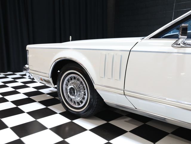1979 Lincoln Continental ONLY 15K ORIGINAL MILES - 23056663 - 33