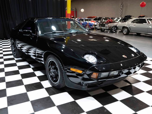 1979 Porsche 928 5 SPEED - FUN - NICE PAINT - 23056658 - 10