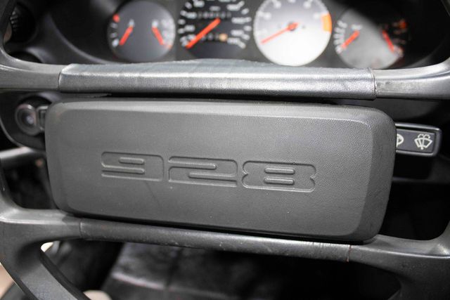 1979 Porsche 928 5 SPEED - FUN - NICE PAINT - 23056658 - 46