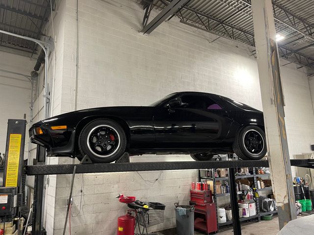 1979 Porsche 928 5 SPEED - FUN - NICE PAINT - 23056658 - 65