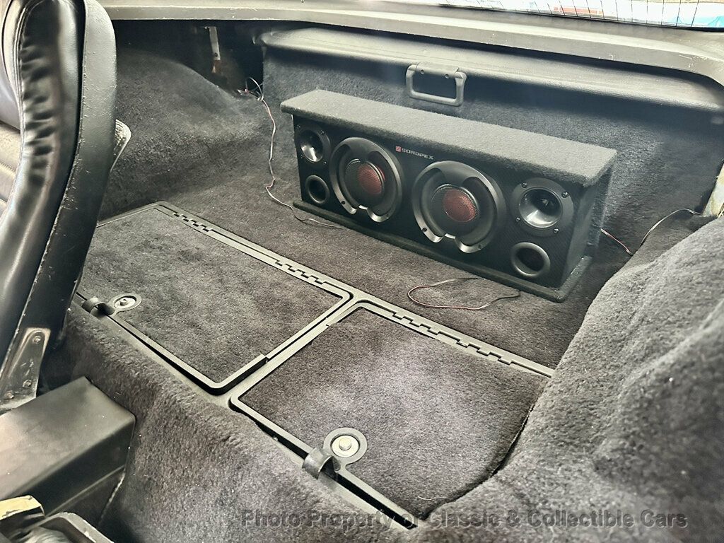 Chevrolet Corvette photo 17