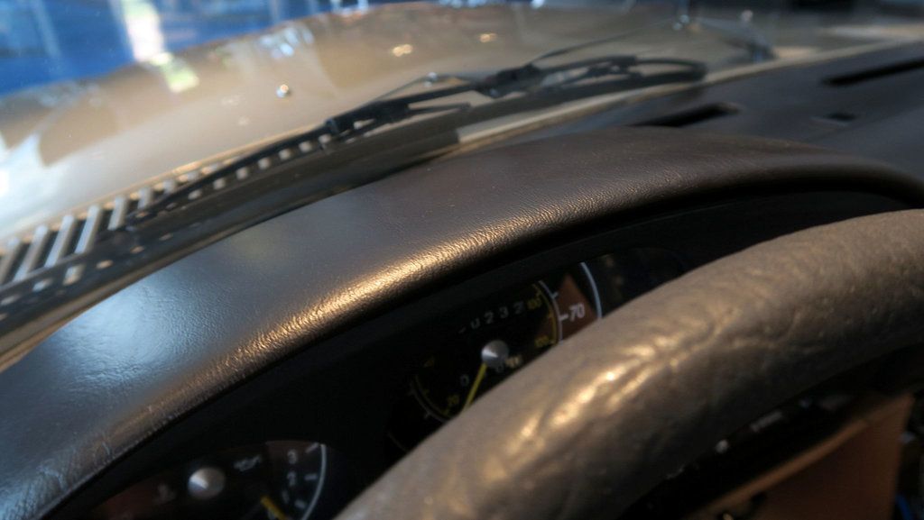 Mercedes-Benz SL photo 19