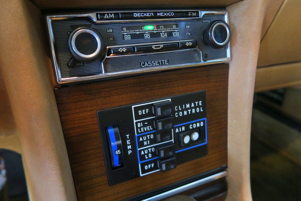 Mercedes-Benz SL photo 28