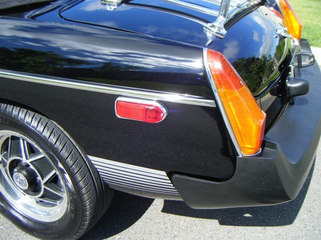 1980 MG MGB 2DR - 3047112 - 13