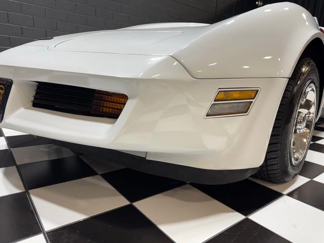 1981 Chevrolet Corvette Base 2dr Coupe - 22825323 - 22