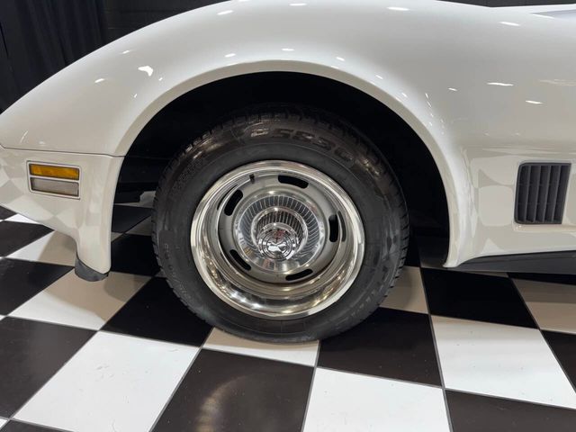 1981 Chevrolet Corvette Base 2dr Coupe - 22825323 - 23