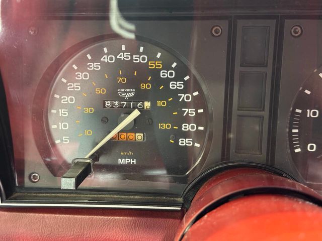 1981 Chevrolet Corvette Base 2dr Coupe - 22825323 - 3