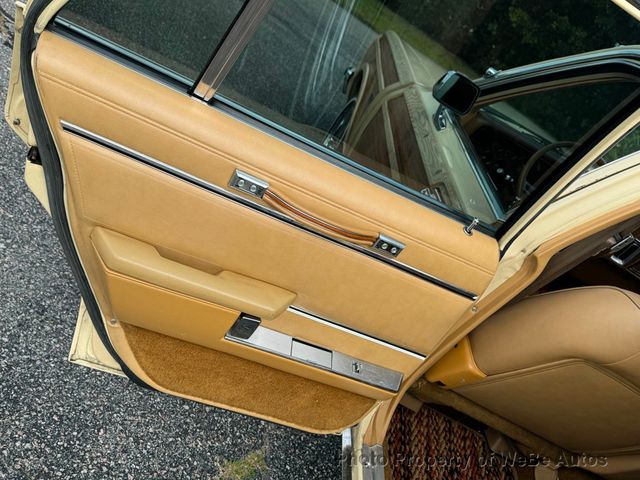 1981 Chrysler Lebaron Town & Country For Sale - 22889296 - 13