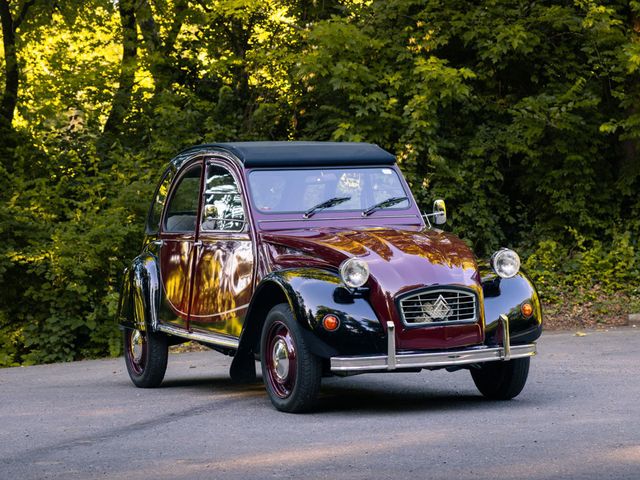 1981 Citroen 2CV Charleston Low Low Miles  Frame off Restoration - 22968131 - 1