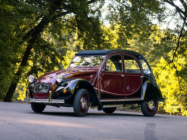 1981 Citroen 2CV Charleston Low Low Miles  Frame off Restoration - 22968131 - 6