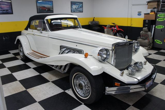 1981 Clenet Series II Convertible Number 166 of 250 by Clenet Coachworks - 22972695 - 19