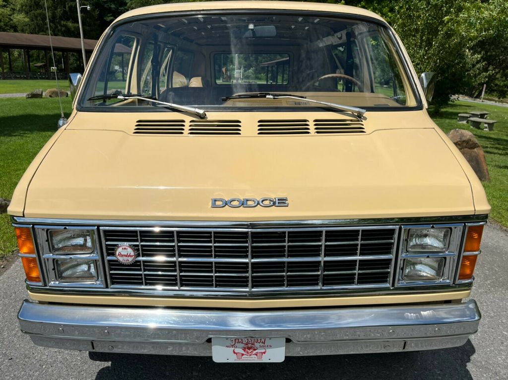 1981 Dodge Ram Van 4-speed manual transmission - 22025562 - 7