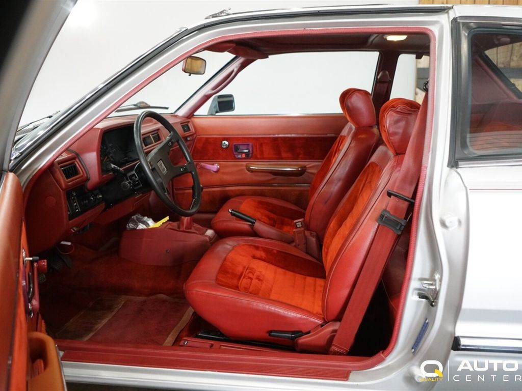 1981 Honda Prelude Base Trim - 23055994 - 22