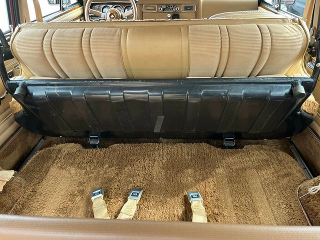 1981 Jeep Wagoneer Classic Old School Limited Waggy 4x4  - 22624587 - 13