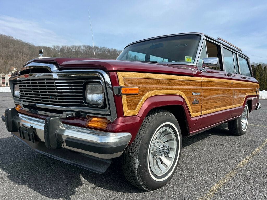1981 Jeep Wagoneer Limited photo 2