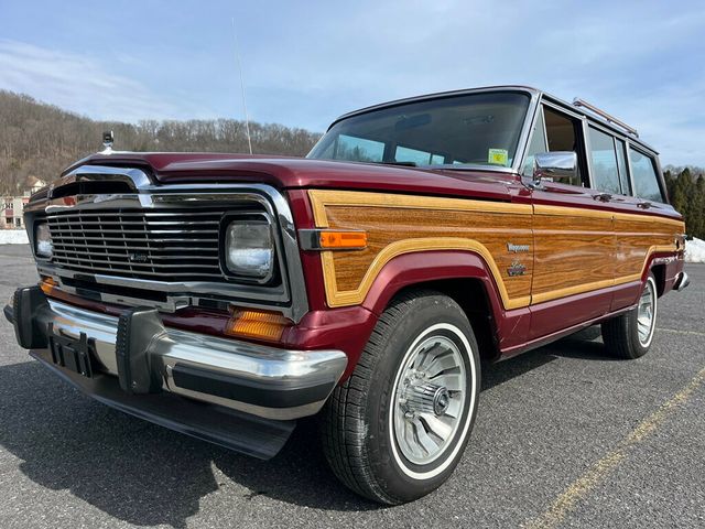 1981 Jeep Wagoneer Classic Old School Limited Waggy 4x4  - 22624587 - 1